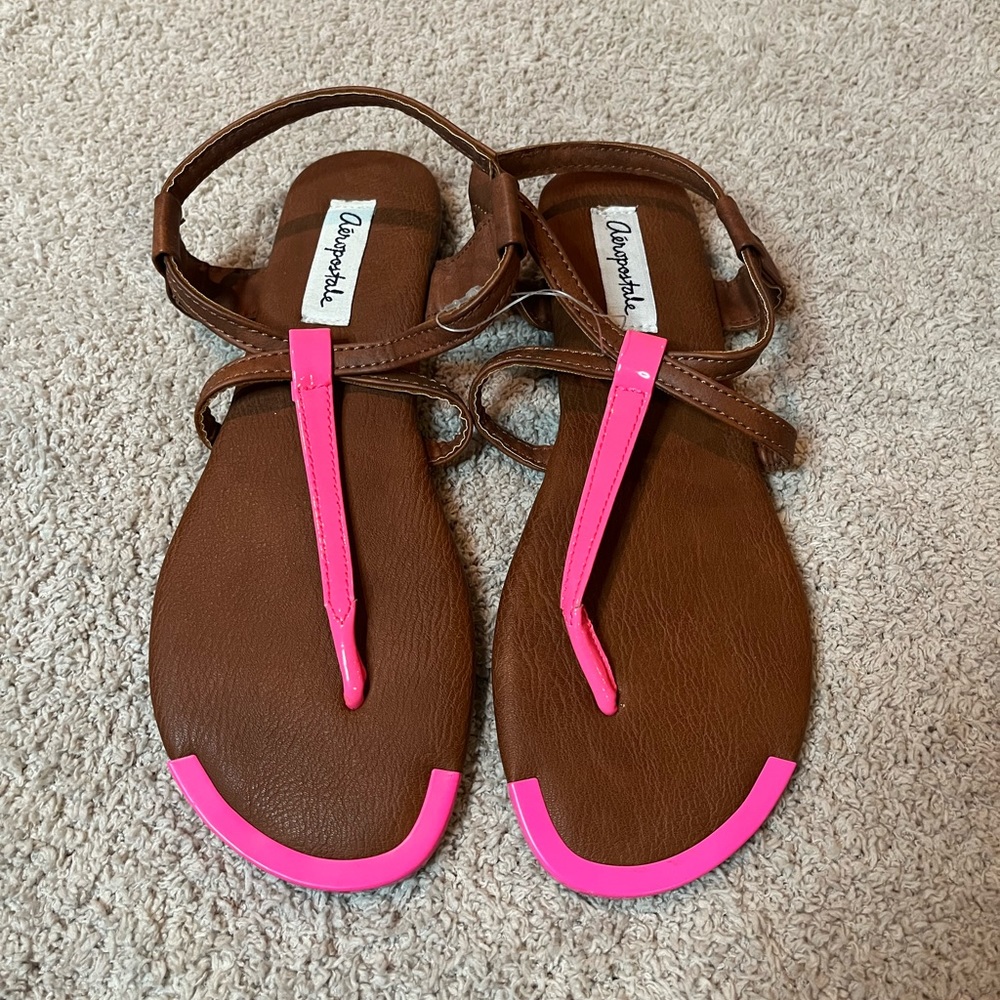AEROPASTALE Sandles Never Worn